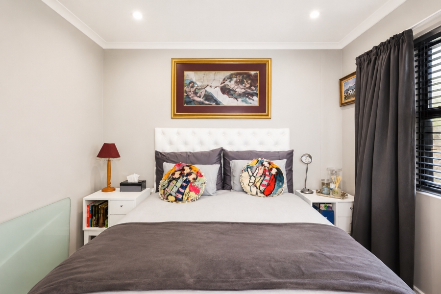2 Bedroom Property for Sale in Table View Western Cape